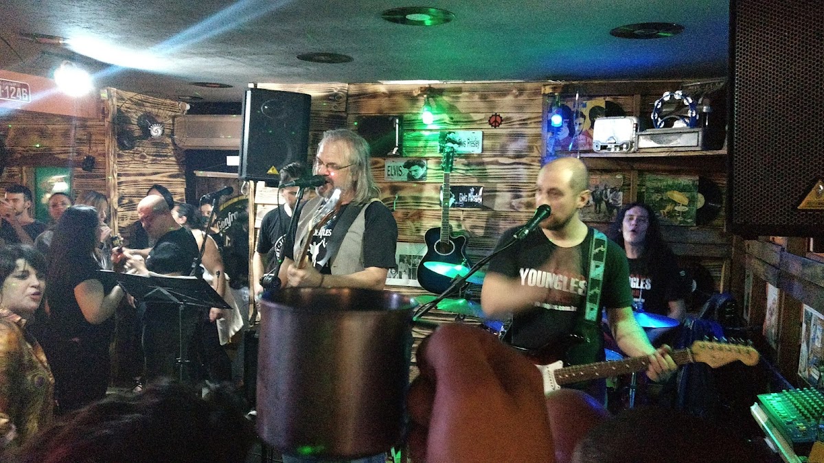 Confraria das Máquinas Old Beer