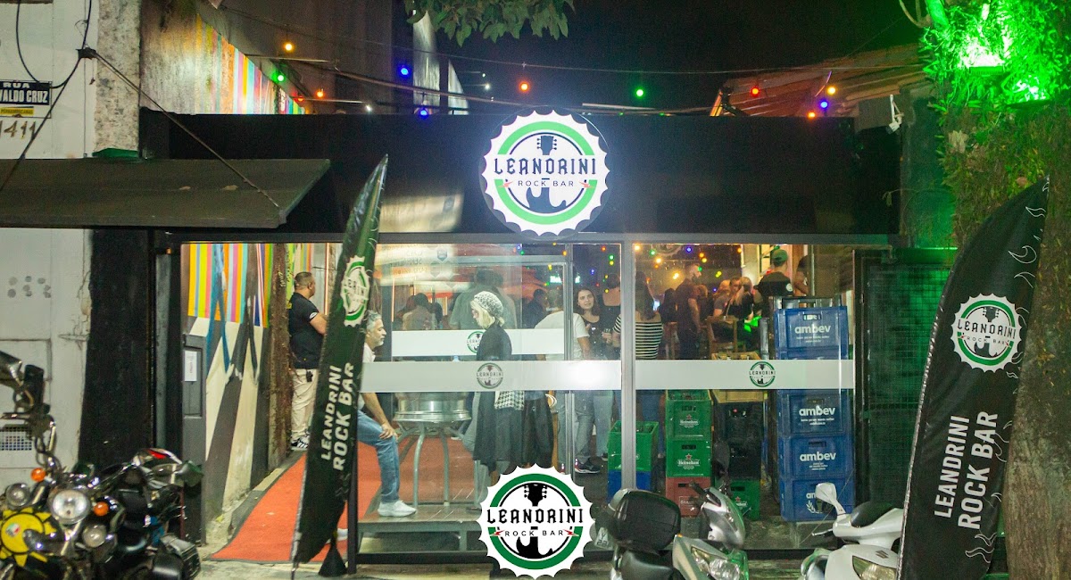LEANDRINI ROCK BAR