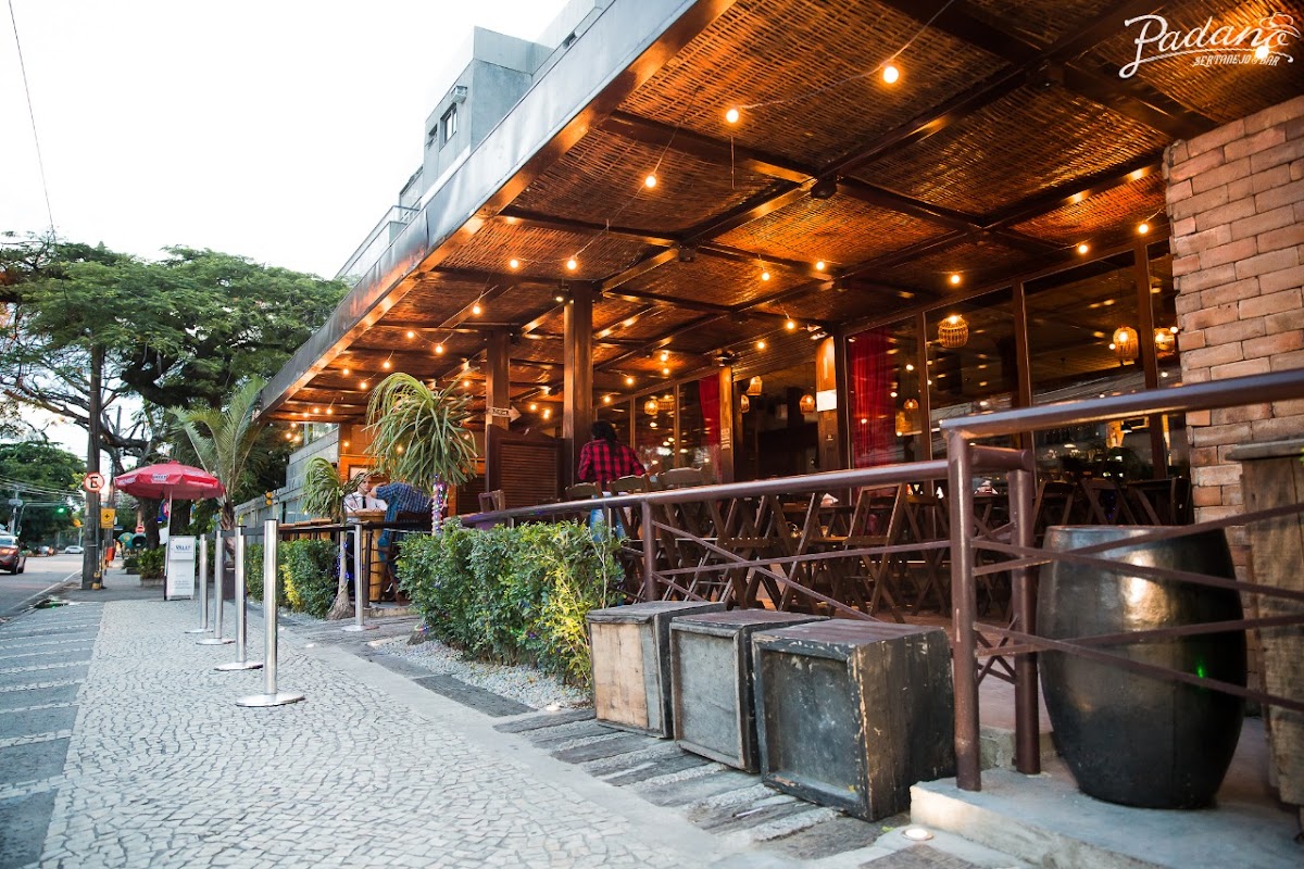 Padano Sertanejo & Bar