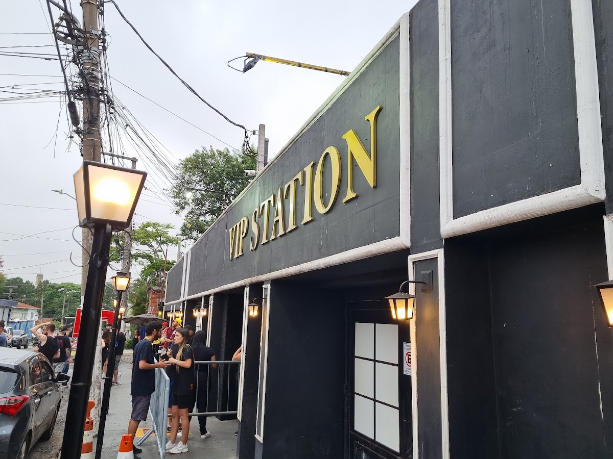 Vip Station